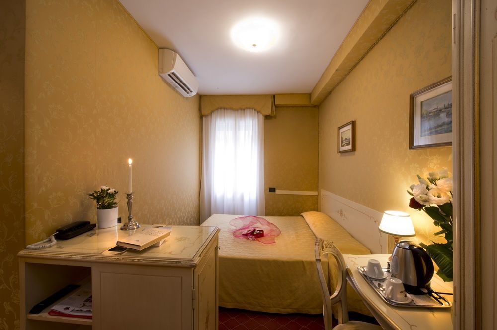 Hotel Mignon Venice Exterior photo
